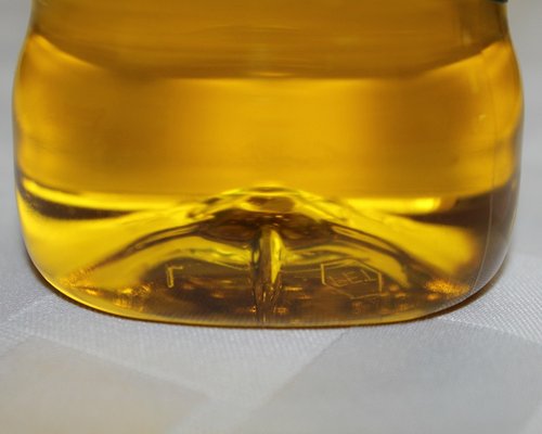 extra virgin olive oil bottle